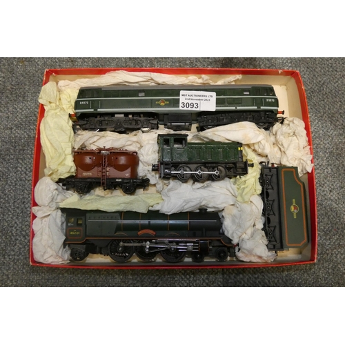 3093 - Two Hornby locomotives and 2 rolling stock