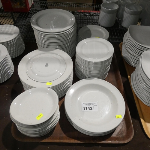 1142 - A quantity of various white crockery by Steelite including side plates, bowls etc, contents of 1 tra... 