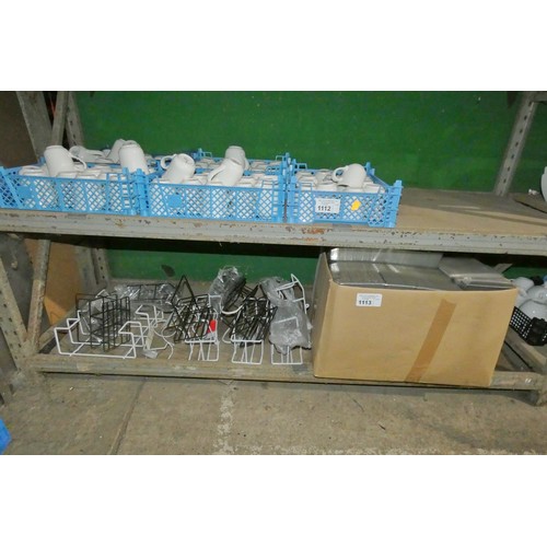 1113 - 1 box of disposable plastic trays and a quantity of wall mounted wire shelves