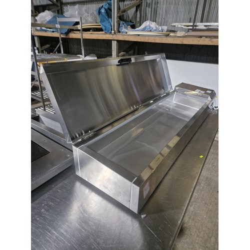 1253 - A commercial stainless steel counter top salad bar/pizza prep refrigerated unit by Williams type TW1... 