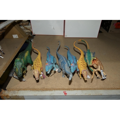 422 - 8 x various Schleich dinosaur figures