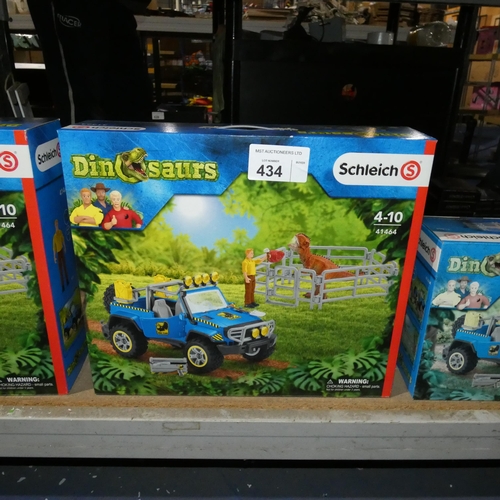 434 - A Schleich dinosaur play set