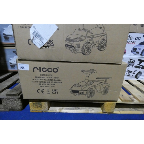 690 - 1 x Ricco 551 child's push along ride on toy quad. Boxed and requires assembly - Colour is green