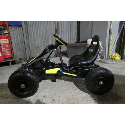 871 - 1 x black metal pedal go kart