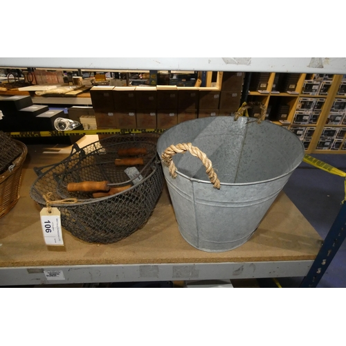 106 - 2 x wire baskets and 1 x metal bath