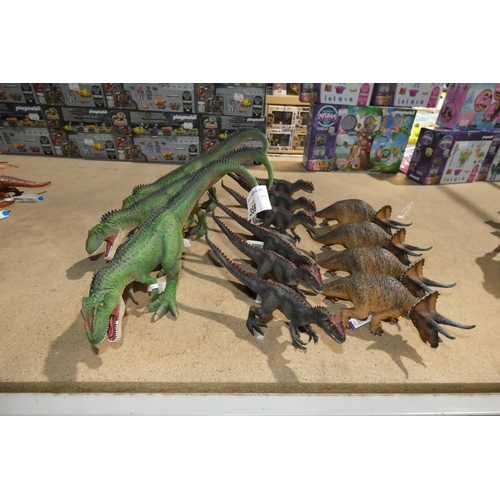 359 - 13 x various dinosaur figures by Mojo