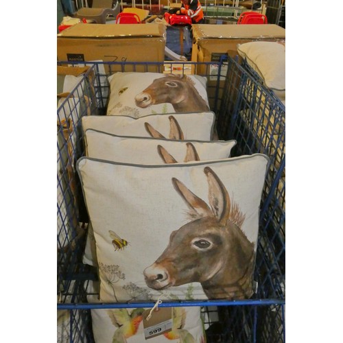 599 - 6 x various scatter cushions, donkeys