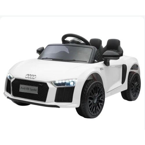 662 - 1 x Ricco Audi R8 Spyder child's ride on 12v battery powered toy car. Boxed and requires assembly - ... 