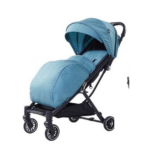 725 - 1 x Ricco HR-720 Dream child's folding stroller push chair. Boxed and requires assembly