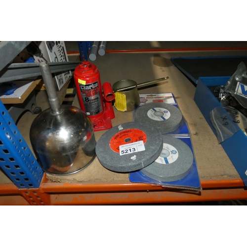 5213 - A quantity of various items including a Clarke 8 ton bottle jack (no handle), 3 x grinding wheels an... 