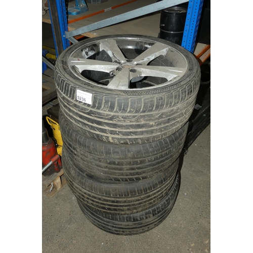 5236 - 4 x alloy wheels (5 stud) with 225/40Z R18 tyres fitted