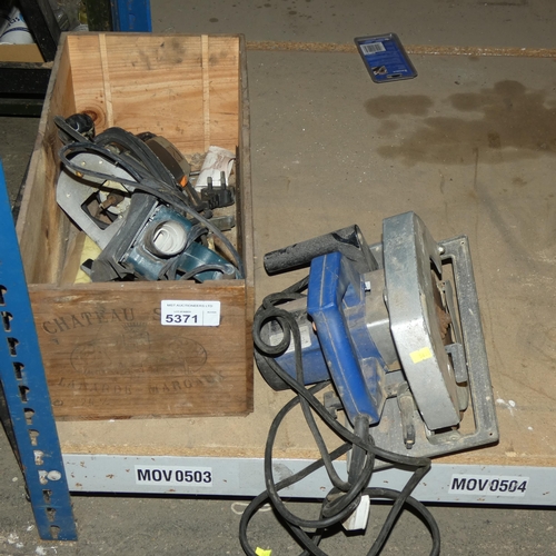 5371 - 1 x Elu router, 1 x AEG circular saw and 1 x sander - all 240v