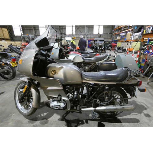 24 - BMW 100RS 980CC

No V5, Does not run and has no keys,

Registration number: NUC 540Y,
Odometer Readi... 