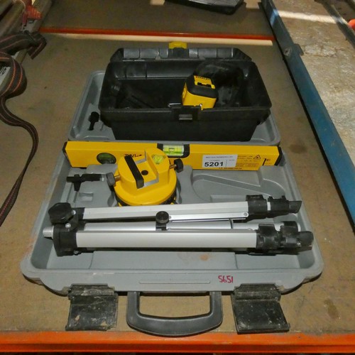 5201 - 1 x Stanley Cubix laser level and 1 other laser level