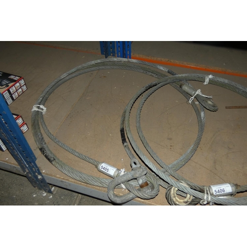 5405 - 1 length of heavy duty wire rope with a D shackle attached - approx 23 ft long