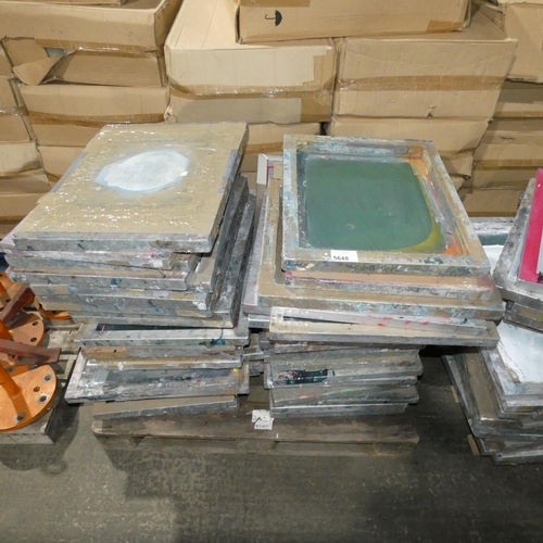 5648 - 1 pallet containing a quantity of various aluminum framed printing screens