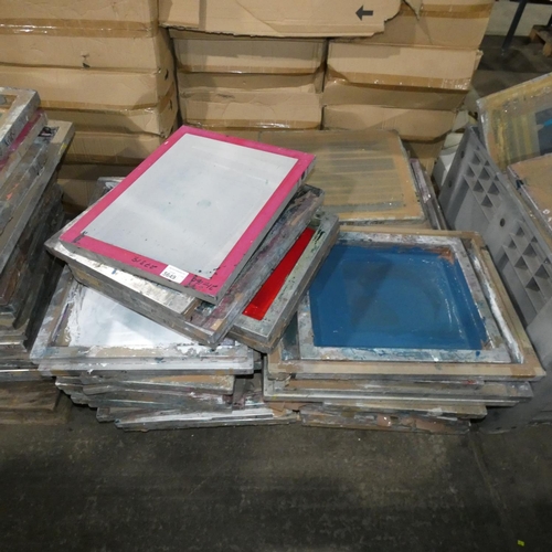 5649 - 1 pallet containing a quantity of various aluminum framed printing screens