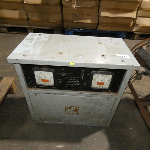 5674 - 1 x industrial battery charger by TCS Morley