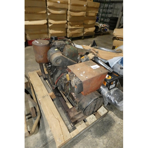 5680 - 1 x Lister-Petter diesel engine generator, electric start (no battery included), output 110 /240v bu... 