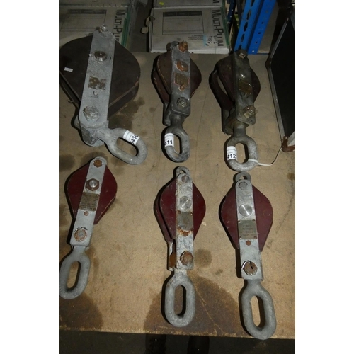 5411 - 2 x ex-MOD Tufnol pulley blocks - Details as per the photograph