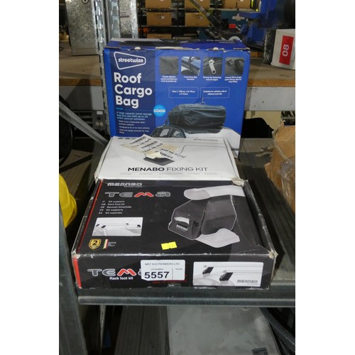 5557 - 1 x roof cargo bag, 1 x Menabo fixing kit and 1 x Tema rack foot kit