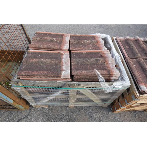 6046 - A large quantity of approx 1150 x Redland 