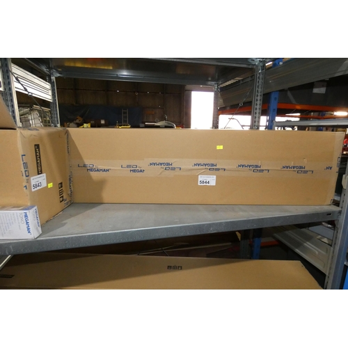 5844 - 1 box containing 18 x Megaman Tono integrated LED batten lights 1500mm