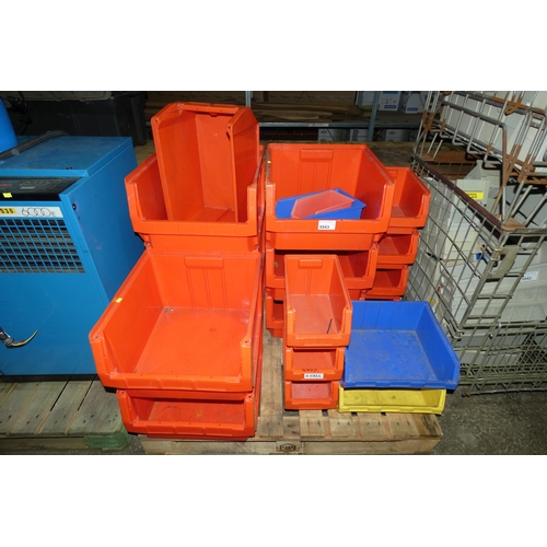 5943 - 20 x various size and colour plastic hanging / stacking storage bins