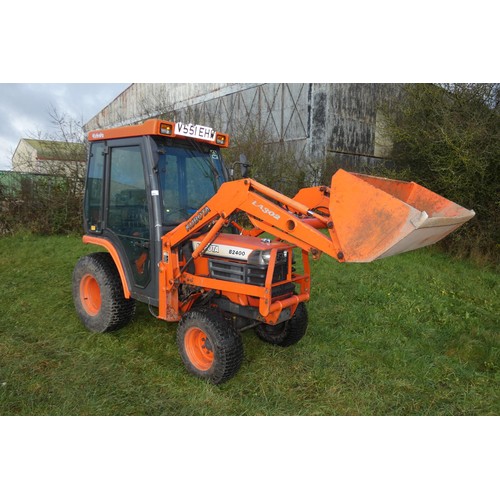 5961 - 1 x Kubota B2400 garden tractor, hour meter reads 2479 hours, shows registration number V 551 EHW . ... 