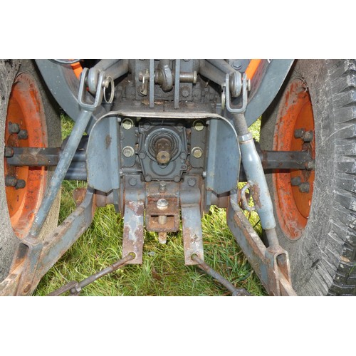 5961 - 1 x Kubota B2400 garden tractor, hour meter reads 2479 hours, shows registration number V 551 EHW . ... 