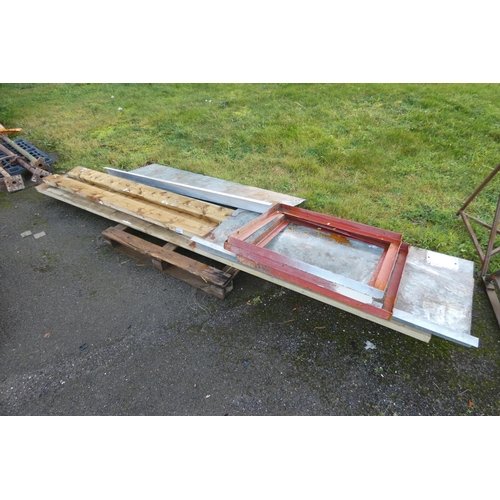 6005 - 1 x Dismantled metal framed workshop bench measuring approx 360cm w x 69cm D x 85cm H. Contents of 1... 