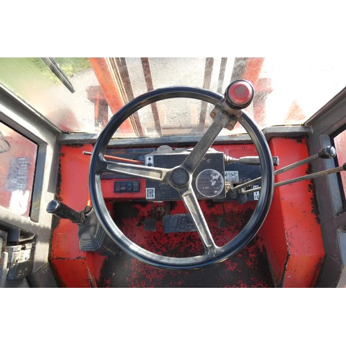 5991 - Manitou M4260P 4 Wheel Drive
V5 present, 1 key, starts, runs and drives,
Registration number: Q79 AC... 