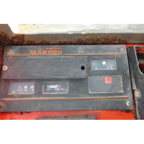 5991 - Manitou M4260P 4 Wheel Drive
V5 present, 1 key, starts, runs and drives,
Registration number: Q79 AC... 