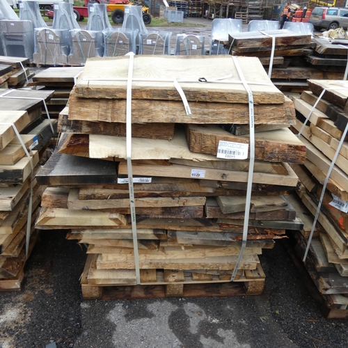 6029 - 1 pallet containing a quantity of various hardwood slabs, mainly oak - Contents of 1 pallet