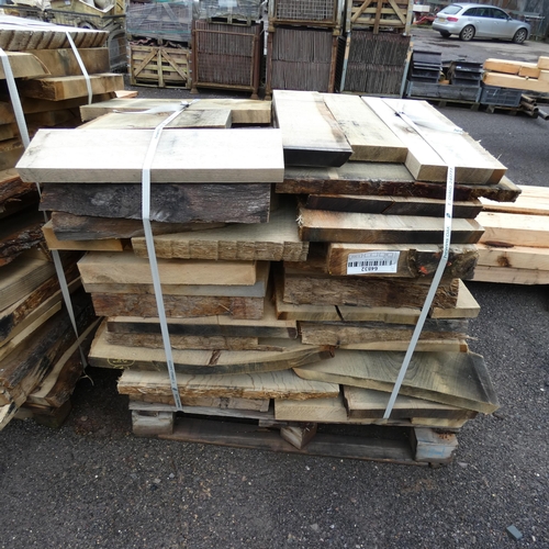 6034 - 1 pallet containing a quantity of various hardwood slabs, mainly oak - Contents of 1 pallet