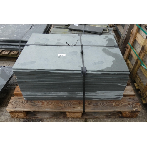 6075 - Approx 29 x slate tiles measuring approx 600 x 900 x 12mm