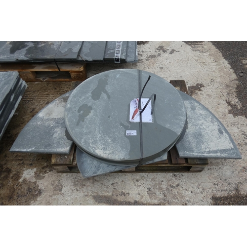 6077 - Approx 4 x various pieces of slate comprising of (3 x slate circles 25mm thick and 1 x half circle 2... 