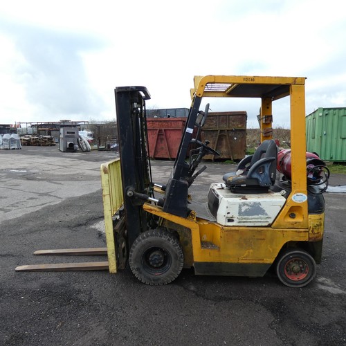 5967 - 1 x Kalmar gas powered forklift truck model 2815 A10G13322 capacity 1500kg, YOM 1990s. Digital hour ... 