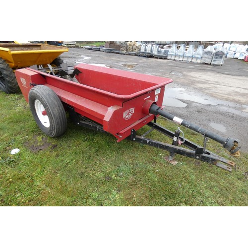 5995 - 1 x PTO driven rear discharge dung spreader by Millcreek Manufacturing, type 57P, internal bed measu... 