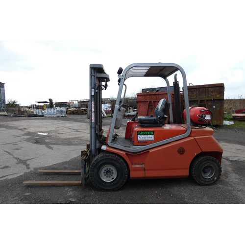 5968 - 1 x BT Rolatruc Cargo CBG 3.0 gas powered forklift truck YOM 2003, capacity 3000kg, digital hour met... 