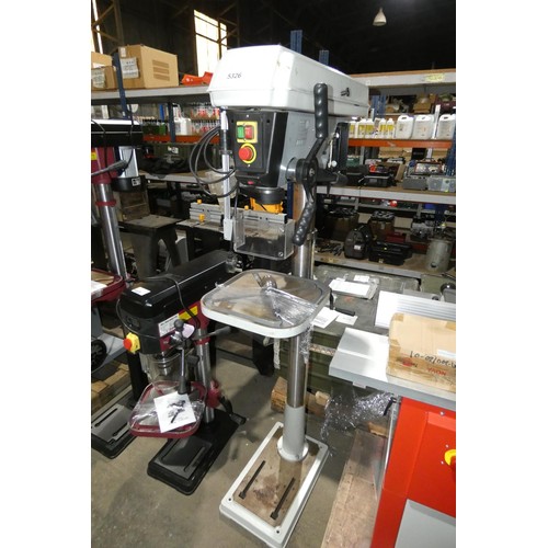 5326 - 1 x Trade AT700PD/ATDP17F floor standing pillar drill 240v. Please note that the drill has a wobble ... 