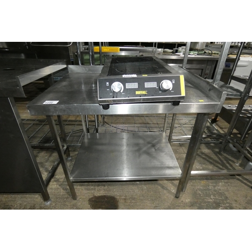 1222 - A commercial stainless steel catering type table with shelf beneath approx 96x70cm