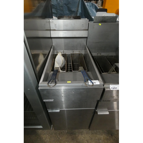 1258 - A commercial stainless steel gas fired deep fryer by Hobart - trade