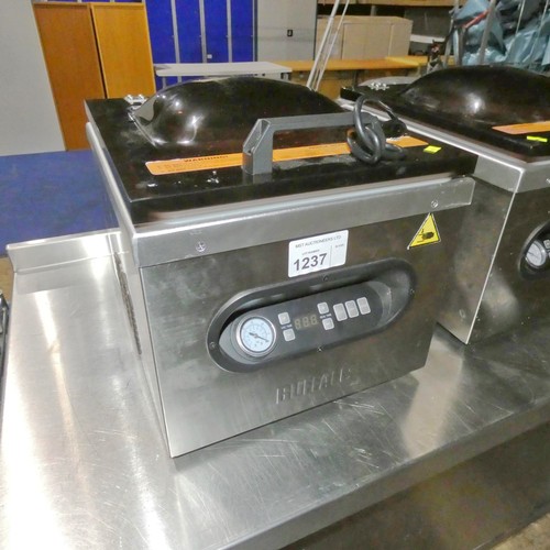 1237 - A commercial stainless steel vacuum packaging machine by Buffalo type DK208 240V - trade