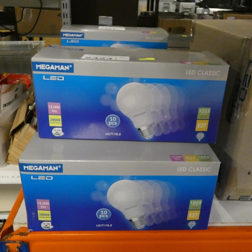 2424 - 3 x boxes each containing 10 Led light bulbs by Megaman