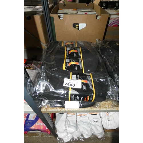 2600 - A quantity of various trainer socks and thermal socks