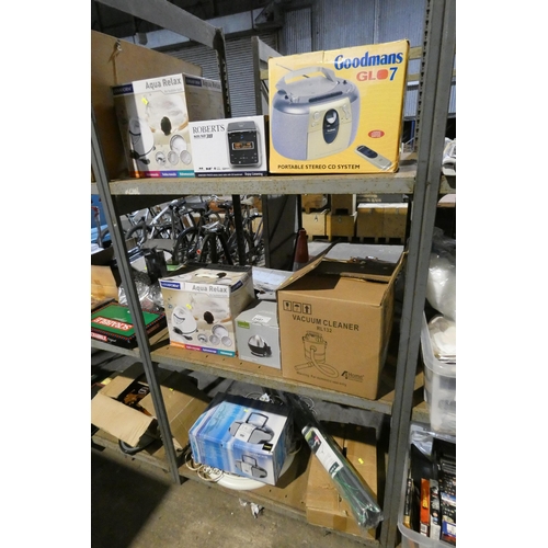 2107 - A quantity of various items including a Roberts DAB radio, a vacuum cleaner etc. Contents of 1 bay /... 