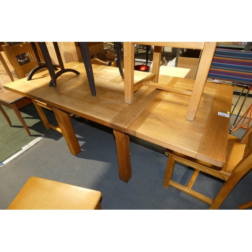 2142 - 1 x Oak dining table approx 190 x 90cm (the 2 leaf ends can be removed to make the table 90 x 90cm)