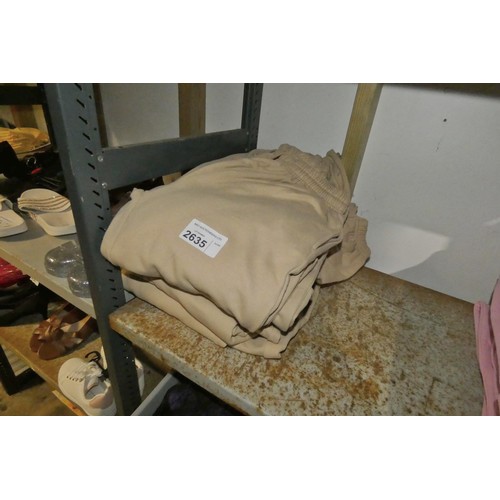 2635 - A quantity of various tan ladies jogging bottoms contents of ½ a shelf