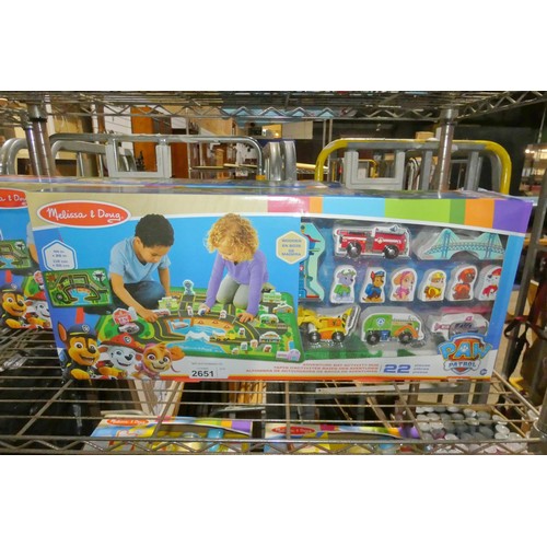 2651 - A 22 piece Paw Patrol Adventure Bay activity set by Melissa and Doug